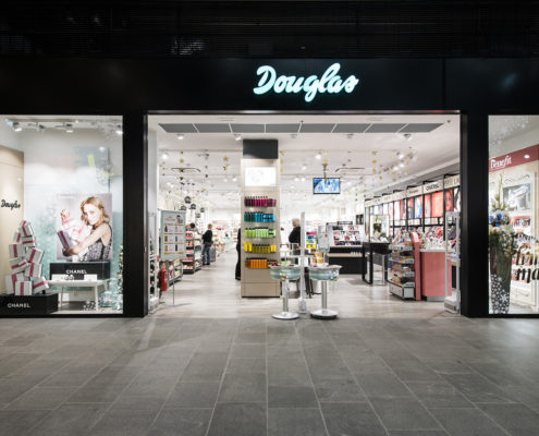 Eingangsfront der Parfümerie